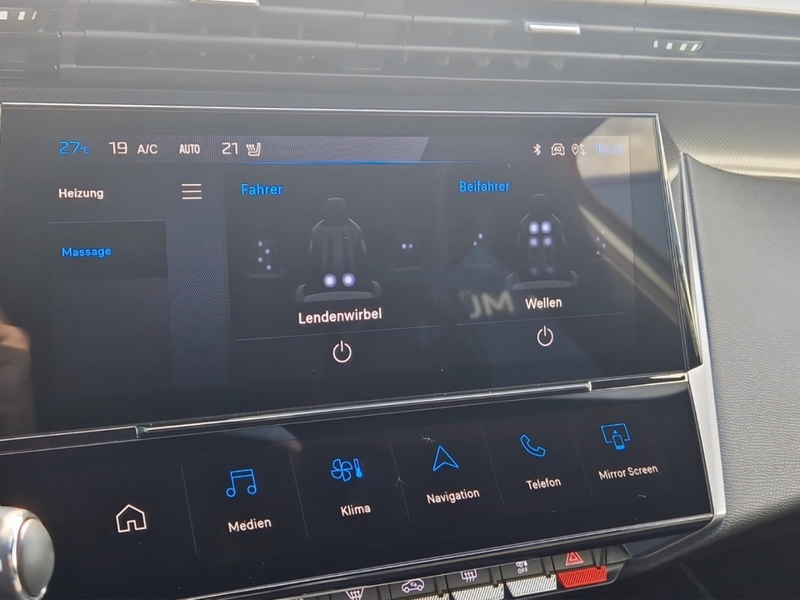 Peugeot 408 Elektromotor 210 GT/LED/NAVI/Kamera/Massage — photo 25