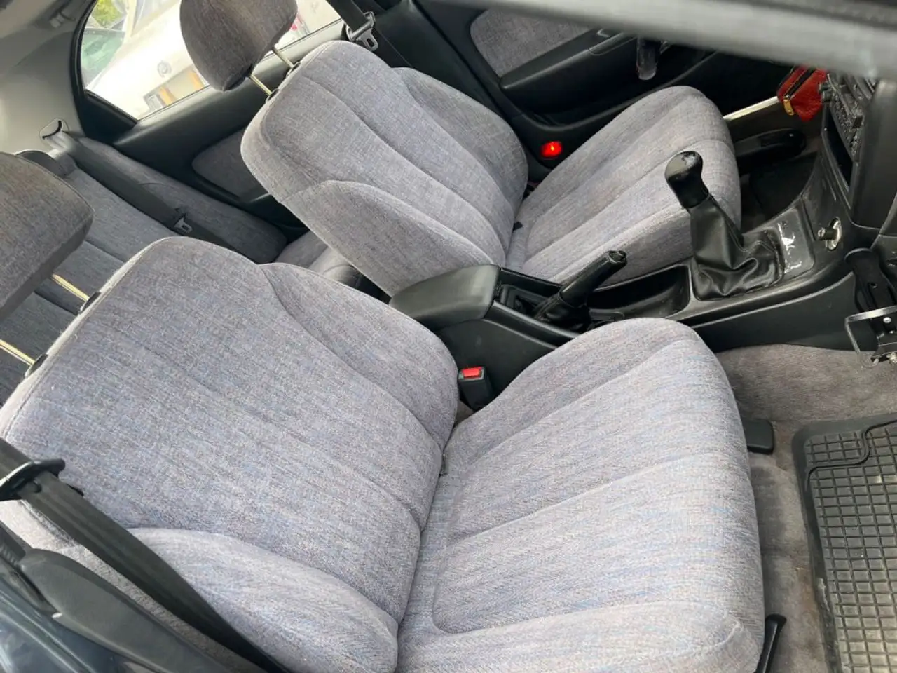 Mazda Xedos 6 2.0 V6 KLIMA 1 HAND TÜV NEU SSD, foto 4