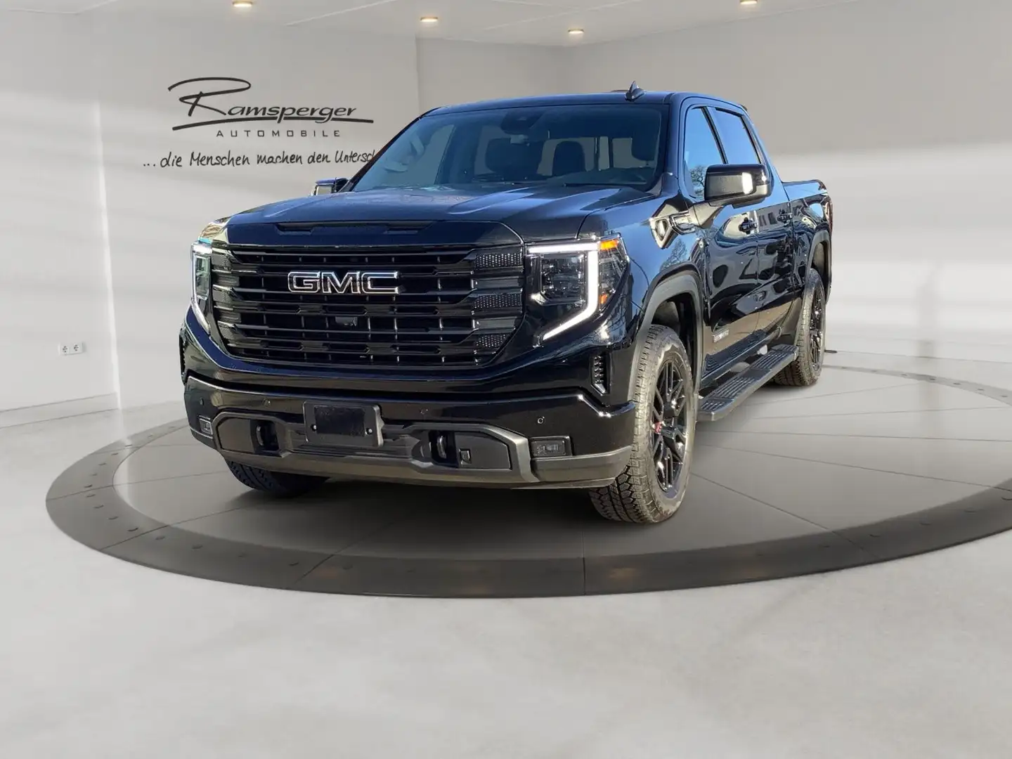 GMC Sierra 1500 Crew Elevation 4WD Fekete - 2