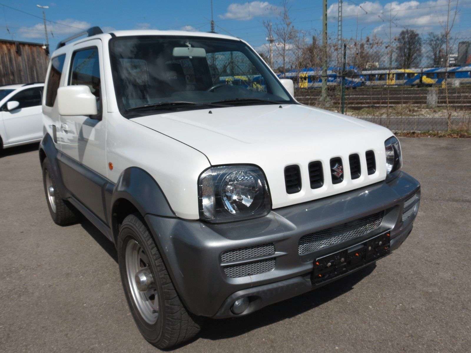 Second hand Suzuki Jimny 1.3