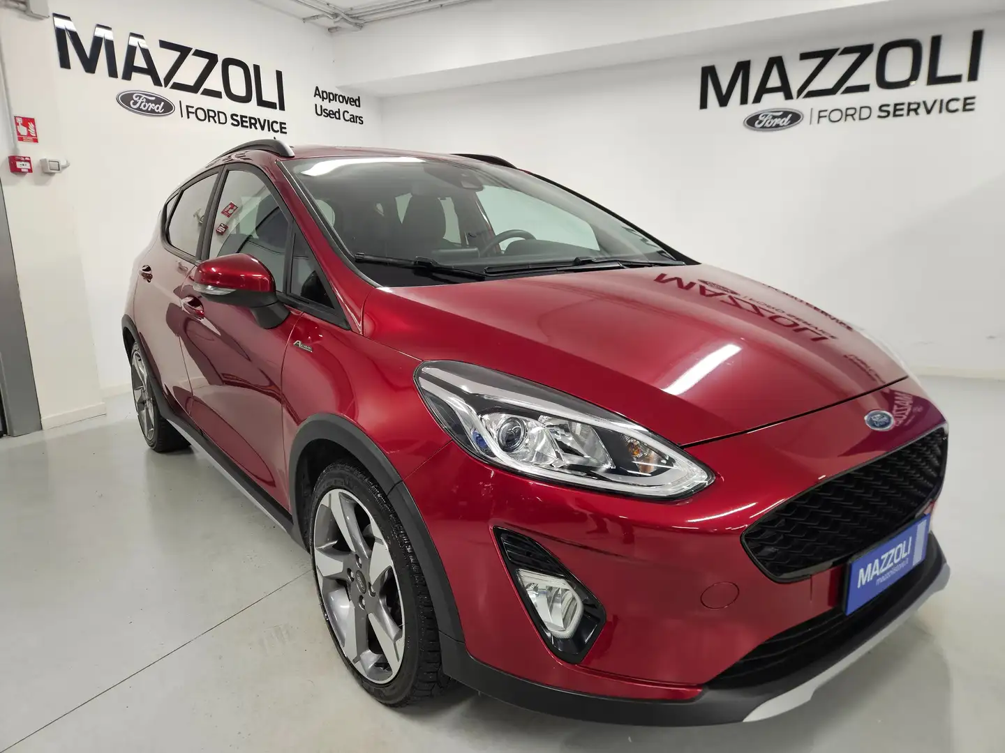 Ford Fiesta Active 1.5 tdci 85cv Rosso - 1