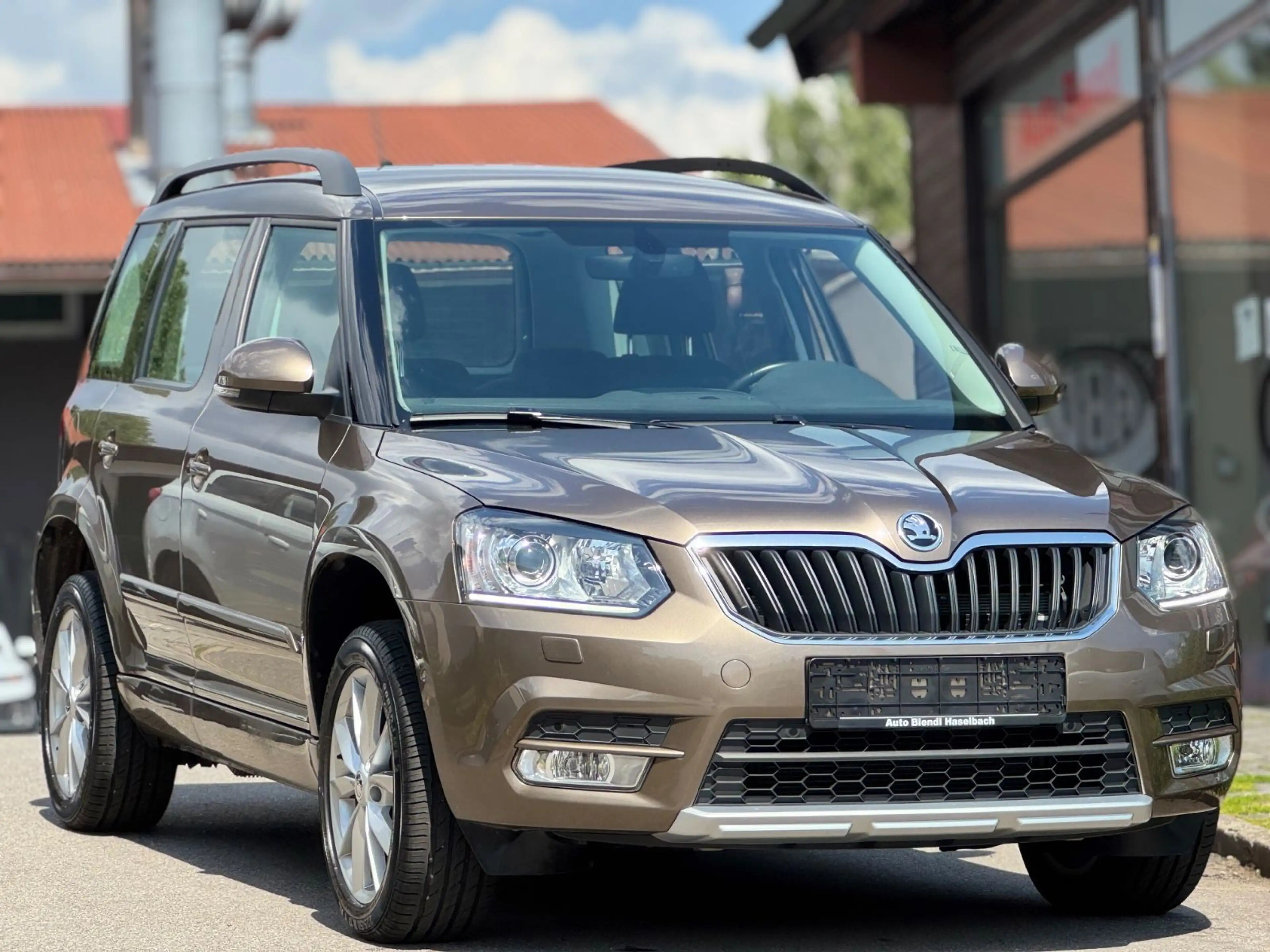 Skoda Yeti Style 4x4 AHK Navi 1.Hand — photo 9