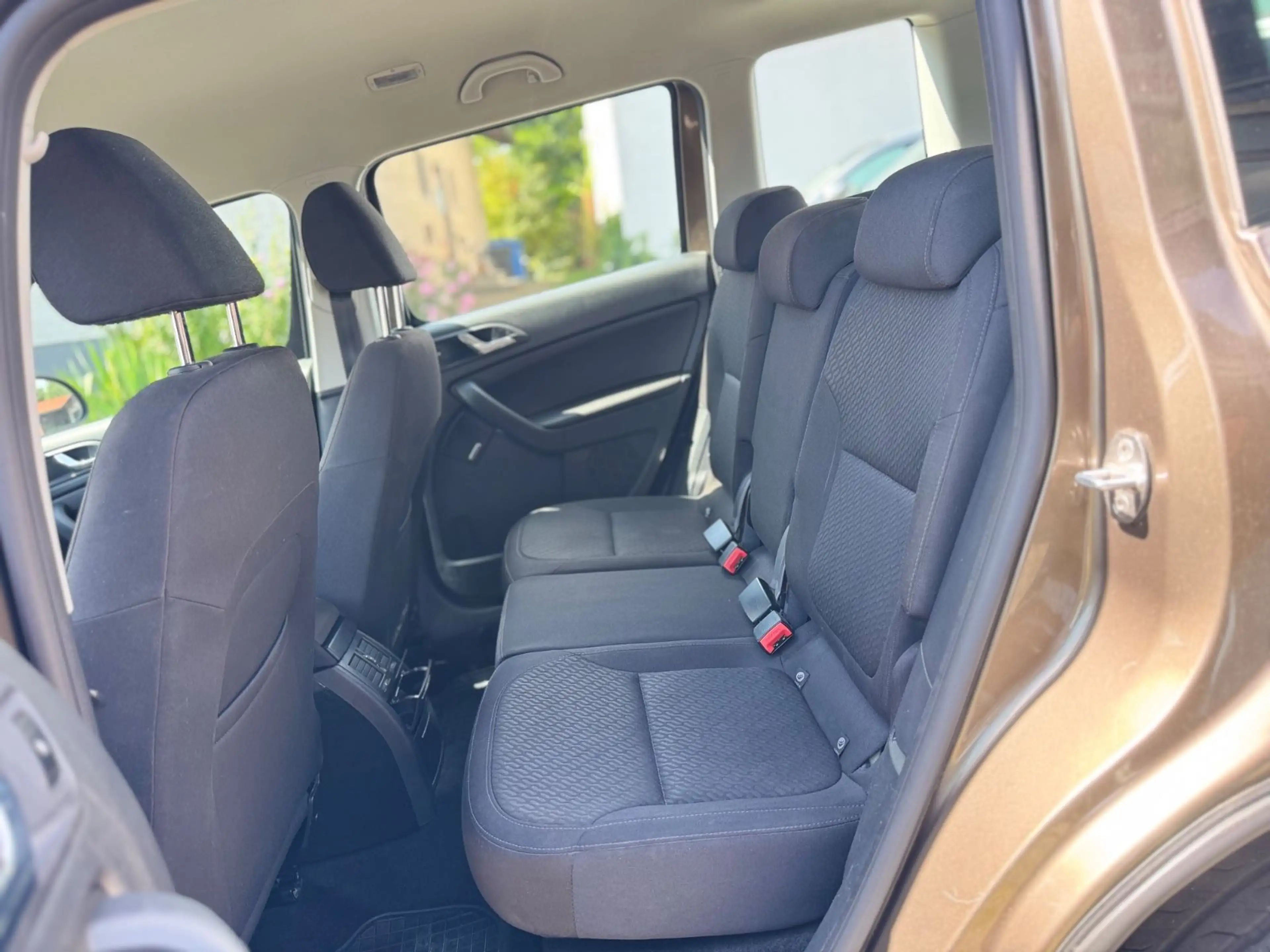 Skoda Yeti Style 4x4 AHK Navi 1.Hand — photo 13