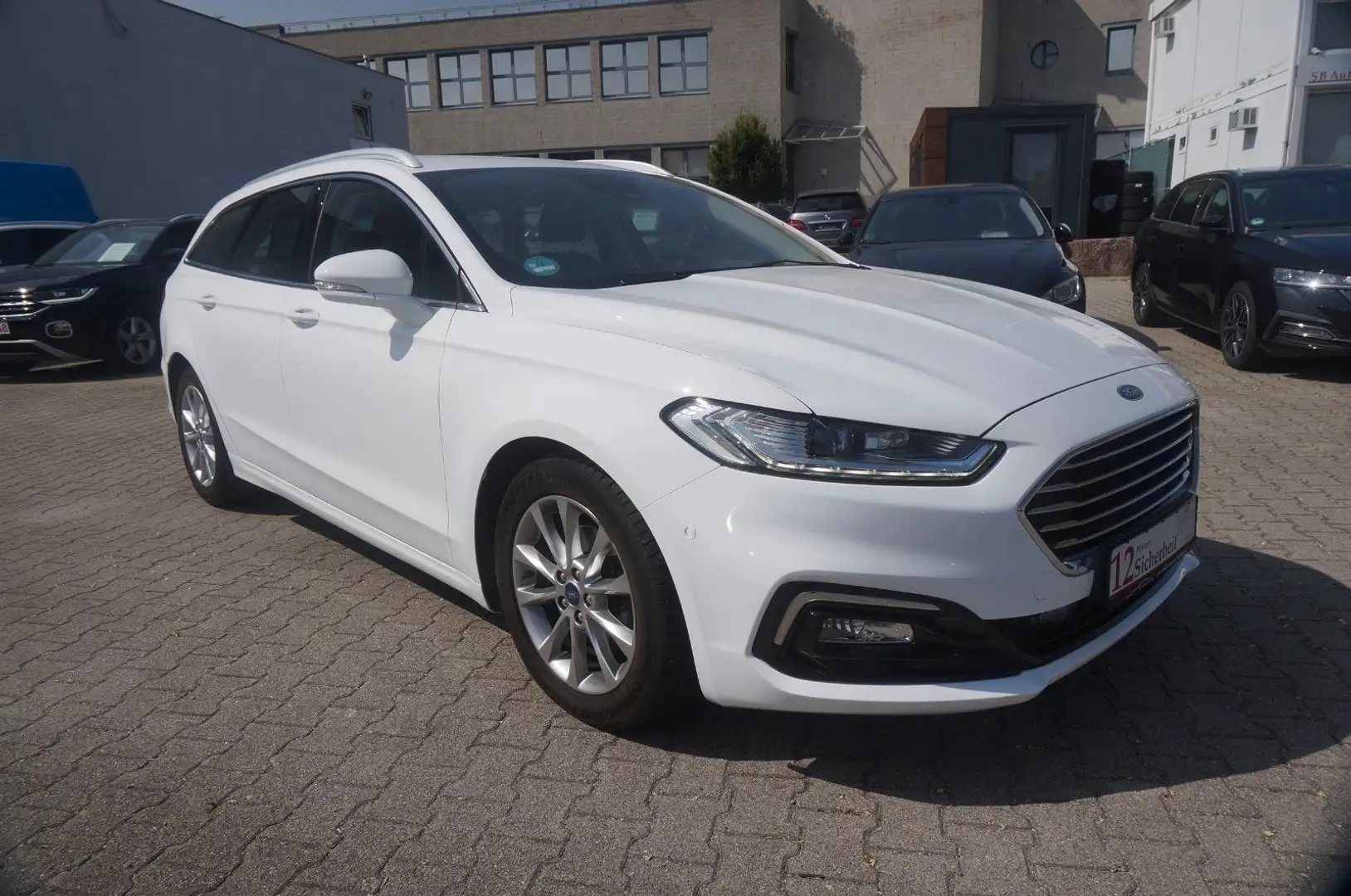 Ford Mondeo Turn.Titanium*AUTM*AHK*NAVI*KAME*SPUR*LED Weiß - 2