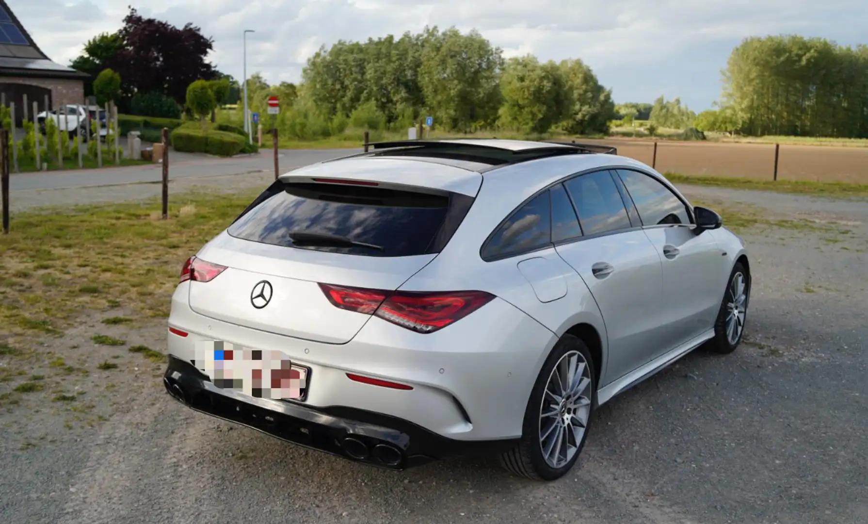 Mercedes-Benz CLA 250 e PHEV AMG Line - 1