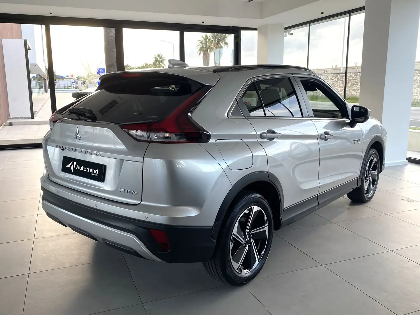 Mitsubishi Eclipse Cross 2.4 Plug-In Hybrid 187 CV 4WD PHEV Instyle SDA Pa Argento - 2