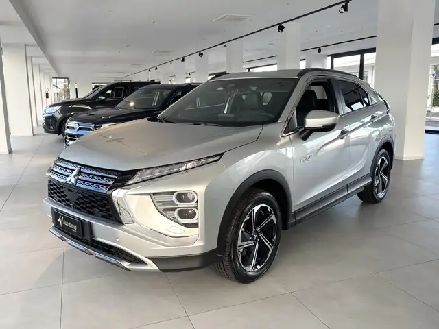 Mitsubishi Eclipse Cross 2.4 Plug-In Hybrid 187 CV 4WD PHEV Instyle SDA Pa