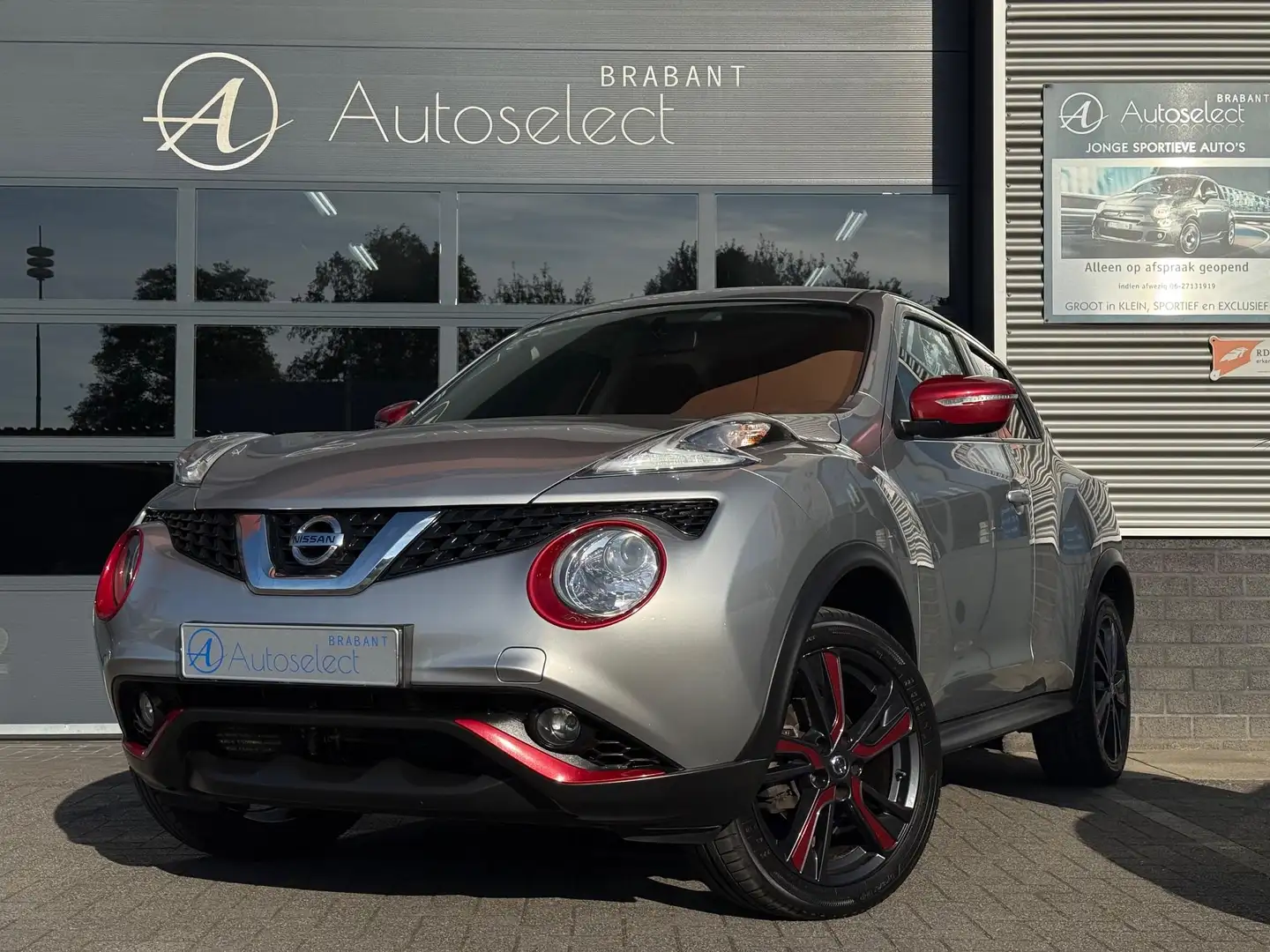 Nissan Juke 1.6 Connect Edition Cruise Navi Camera Grijs - 1