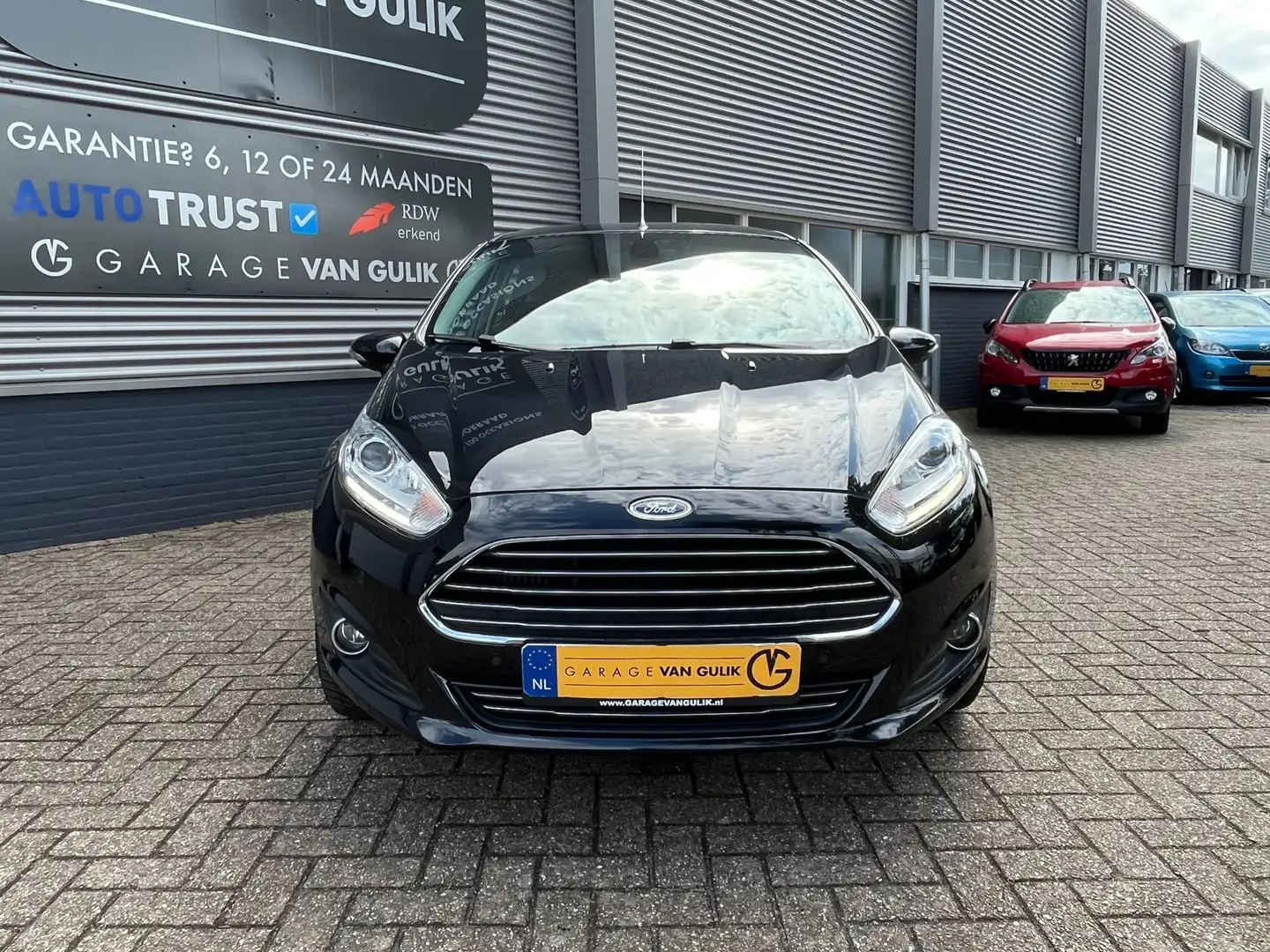 Ford Fiesta 1.0 101PK Automaat,Trekhaak,Clima,StoelVerw,Elektr Zwart - 2