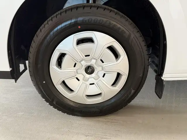 Ford Transit Custom view 8