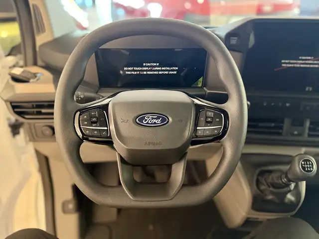Ford Transit Custom view 11
