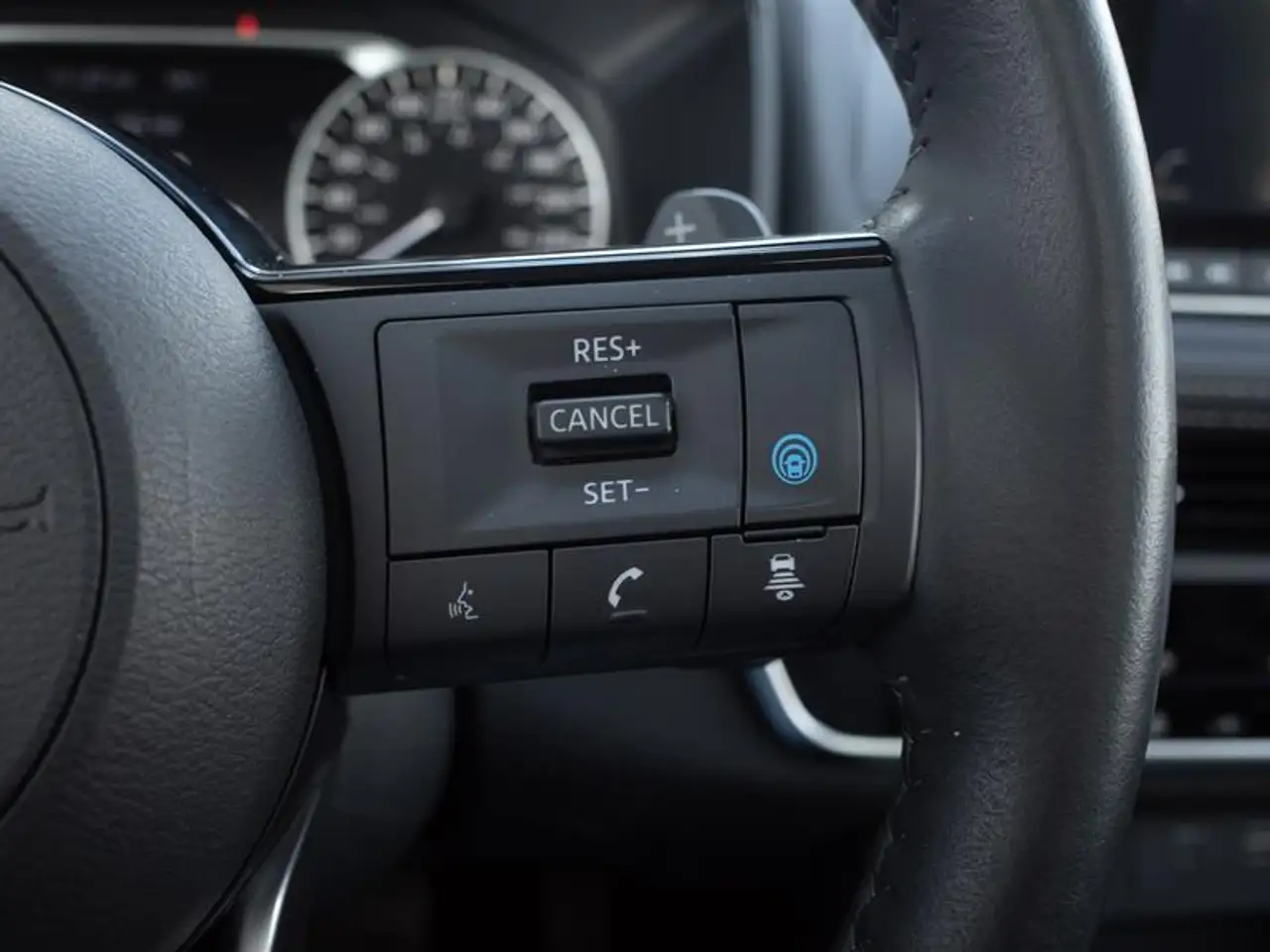 Nissan Rogue fotografie Nissan Rogue