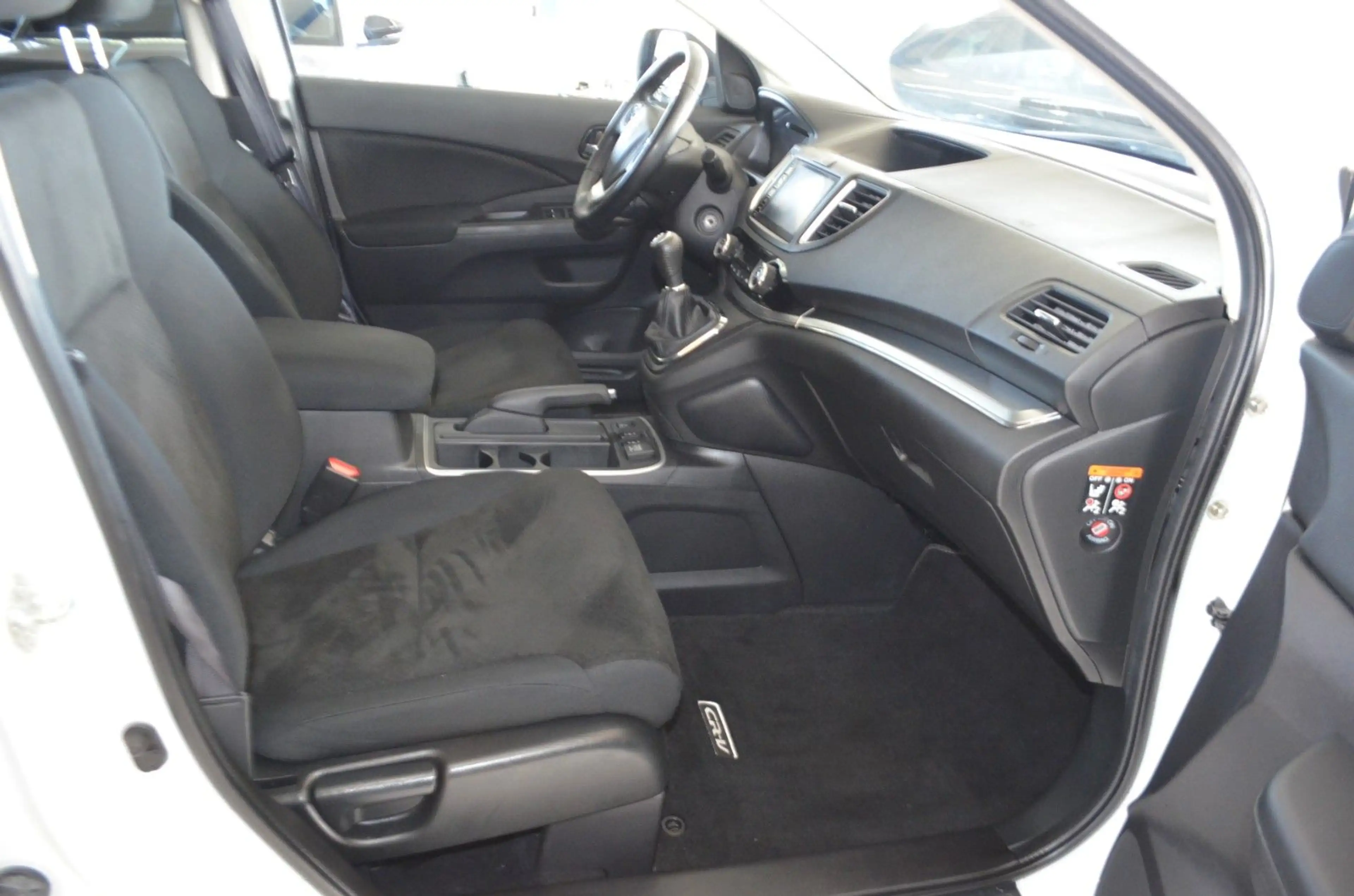Honda CR-V Elegance 2WD NAVI / R-KAMERA / KLIMA / PDC — photo 8