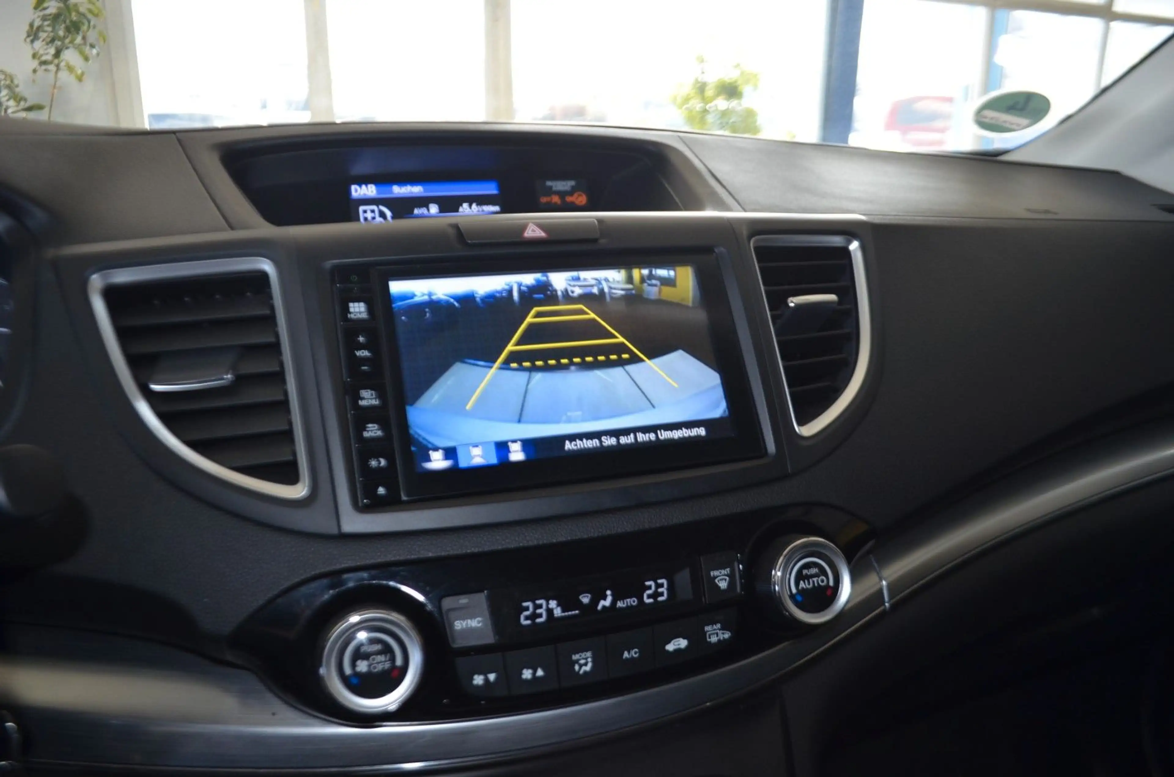 Honda CR-V Elegance 2WD NAVI / R-KAMERA / KLIMA / PDC — photo 14