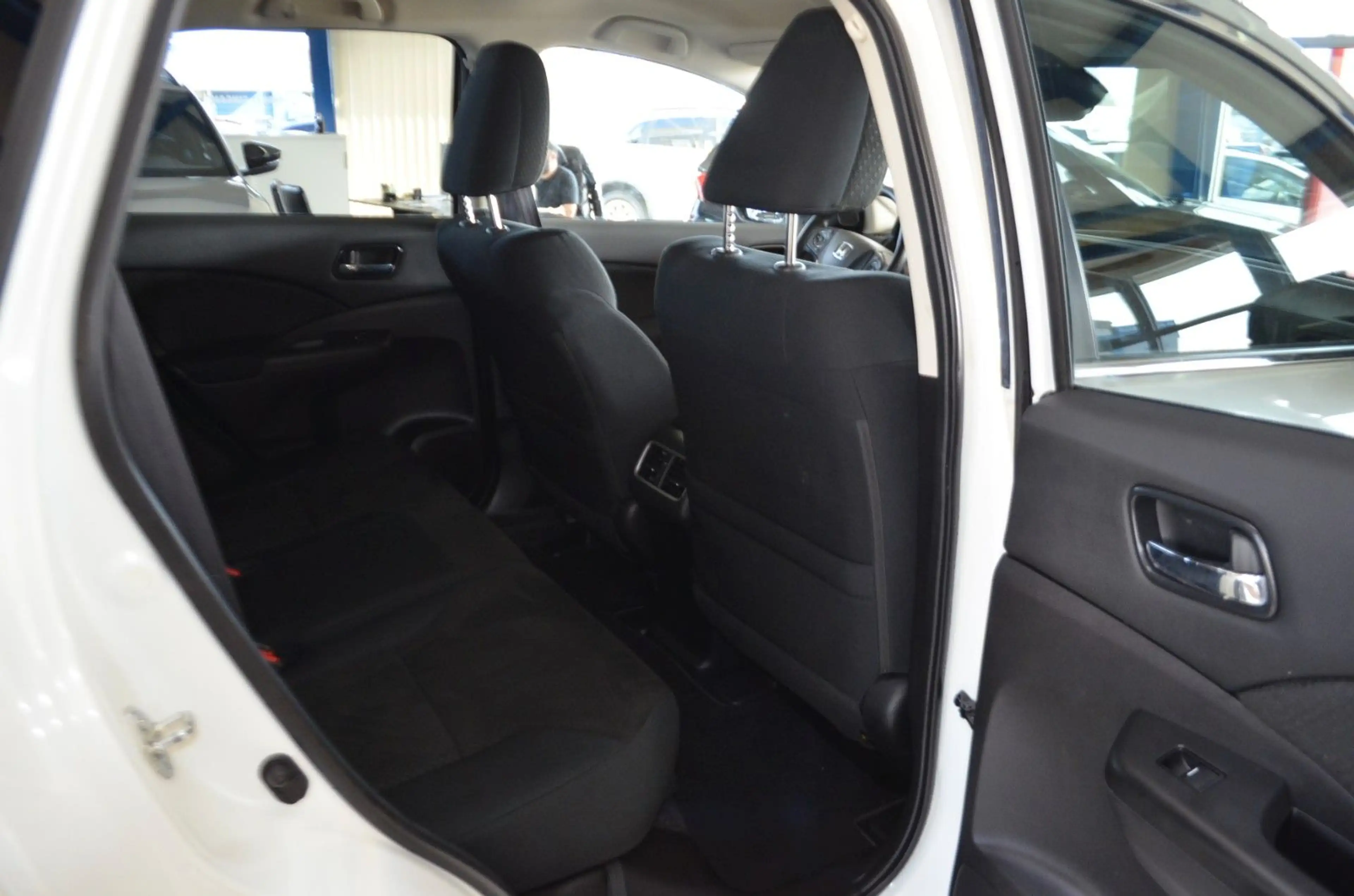 Honda CR-V Elegance 2WD NAVI / R-KAMERA / KLIMA / PDC — photo 7