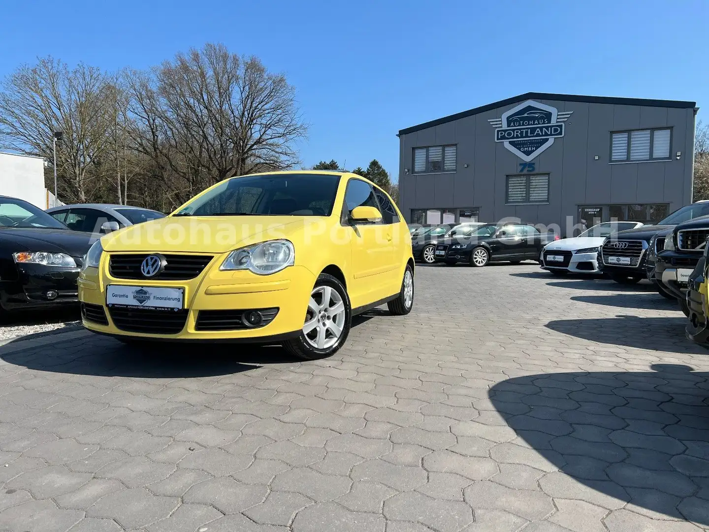 Volkswagen Polo IV Tour Edition/S-Heft/S-Dach/SHZ/Temp/PDC Giallo - 1