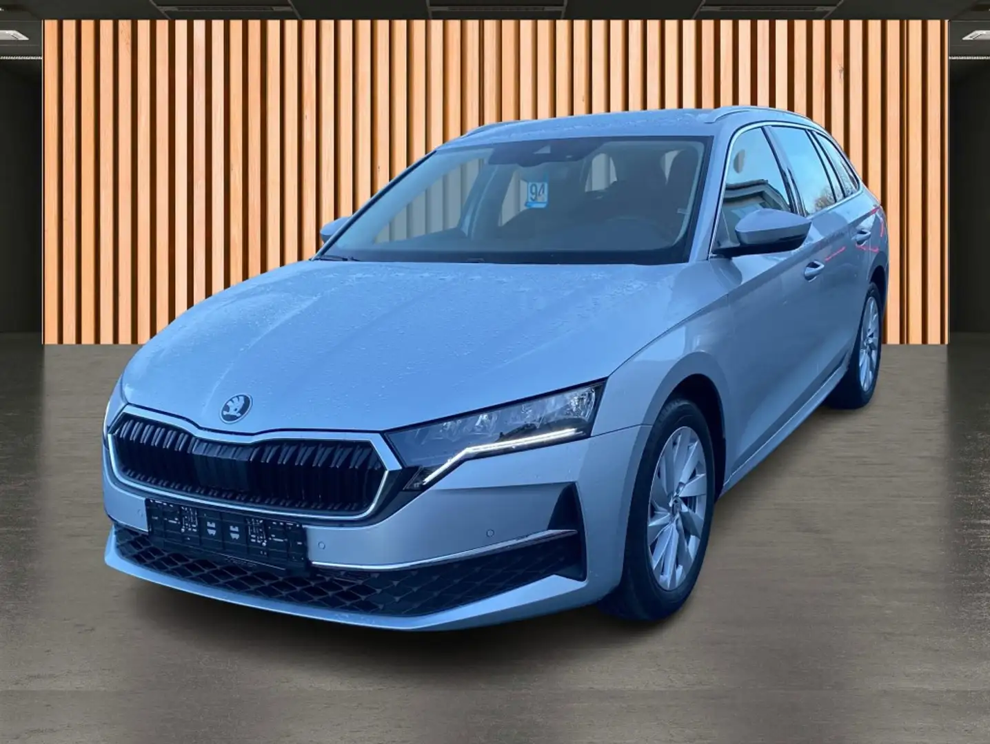 Skoda Octavia Combi 1.5 eTSI Selection*Facelift*AHK* Silber - 2