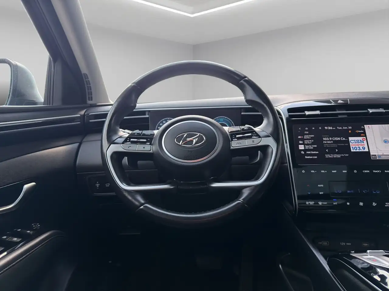 Hyundai TUCSON снимка Hyundai TUCSON