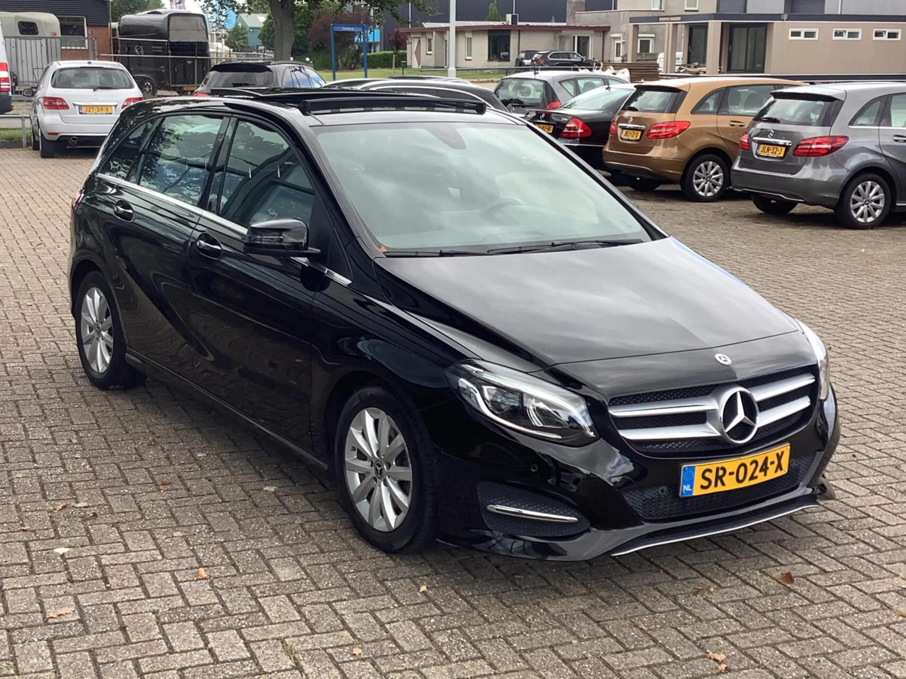 Mercedes-Benz B 180 Blue Efficiency Ambition — photo 6