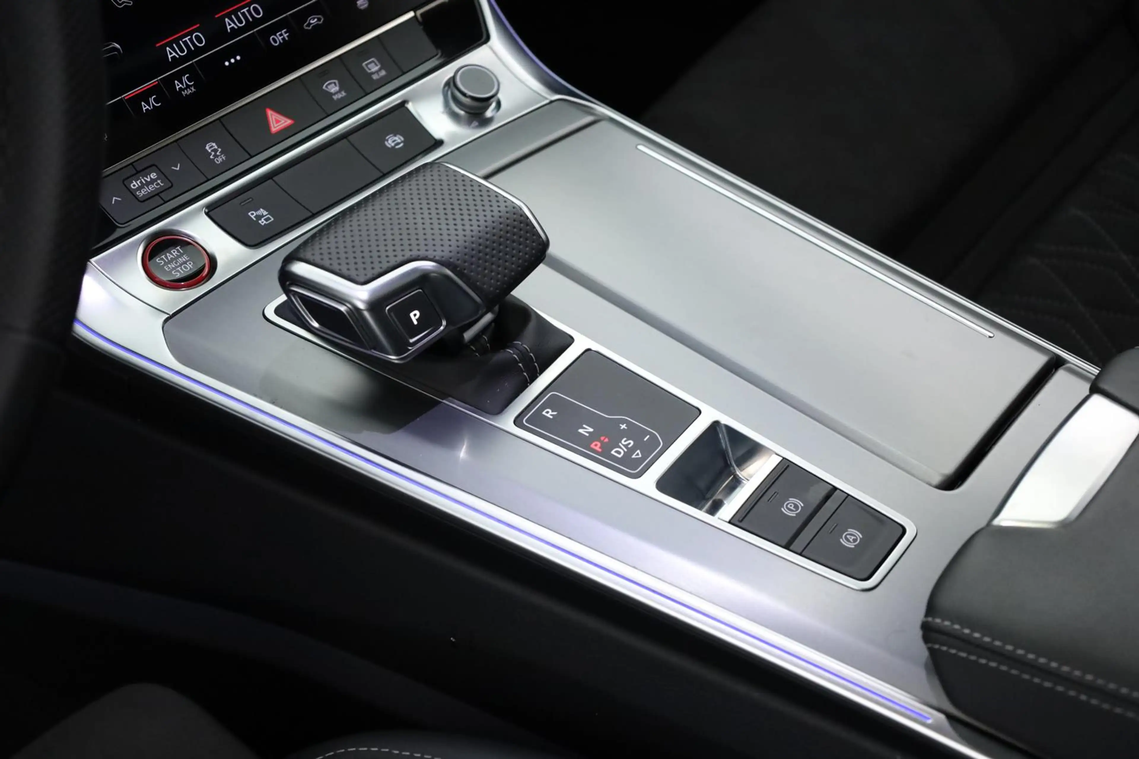 Audi S7 Sportback TDI HD Pano BangO ACC KeyGo Kam 21" — photo 13