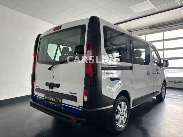 Renault Trafic view 14