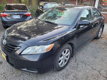 4dr Sdn I4 Auto LE Clean CarFax Finance Trades OK!