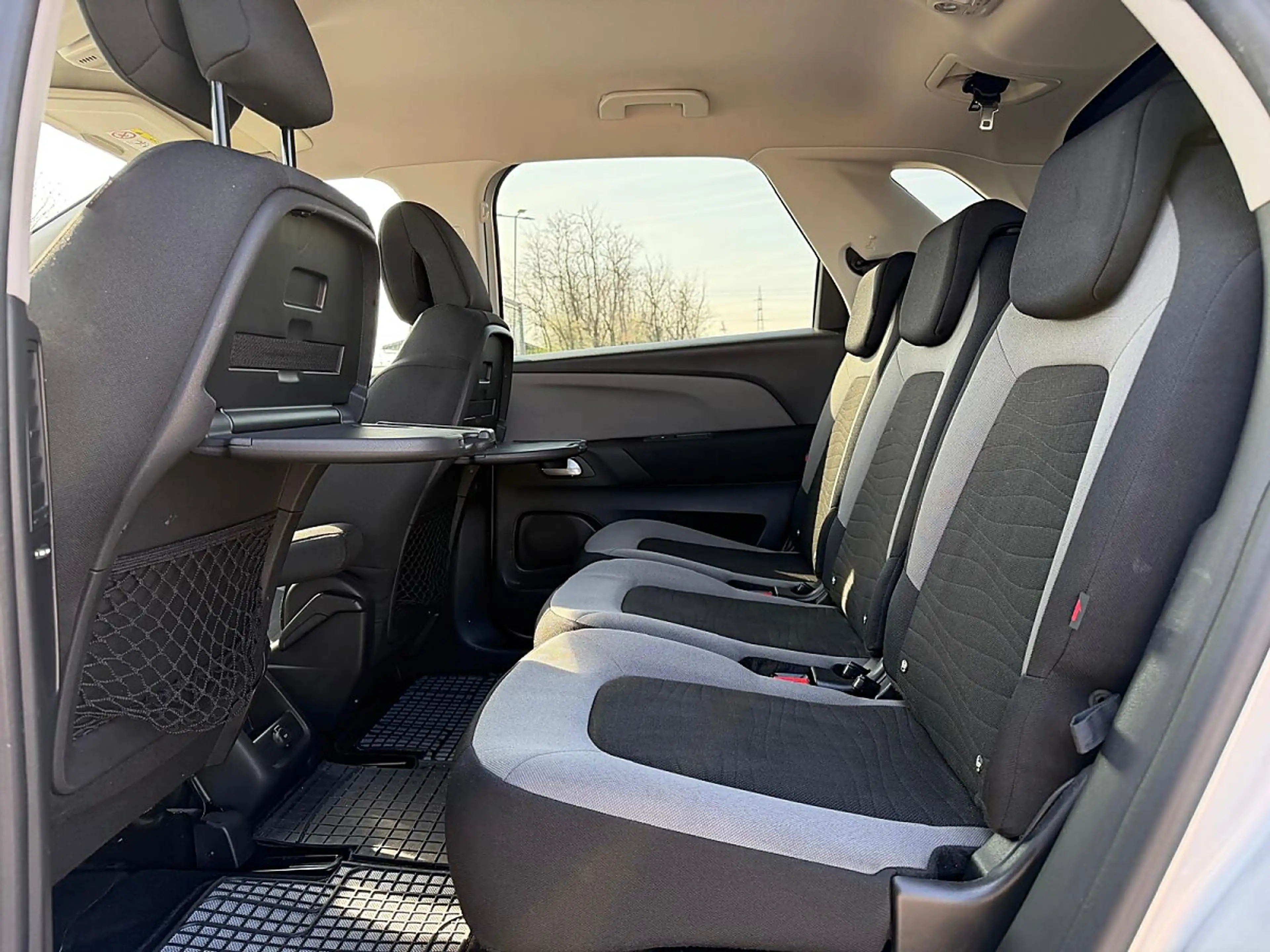 Citroen C4 Picasso VTi 120 Attraction — photo 13