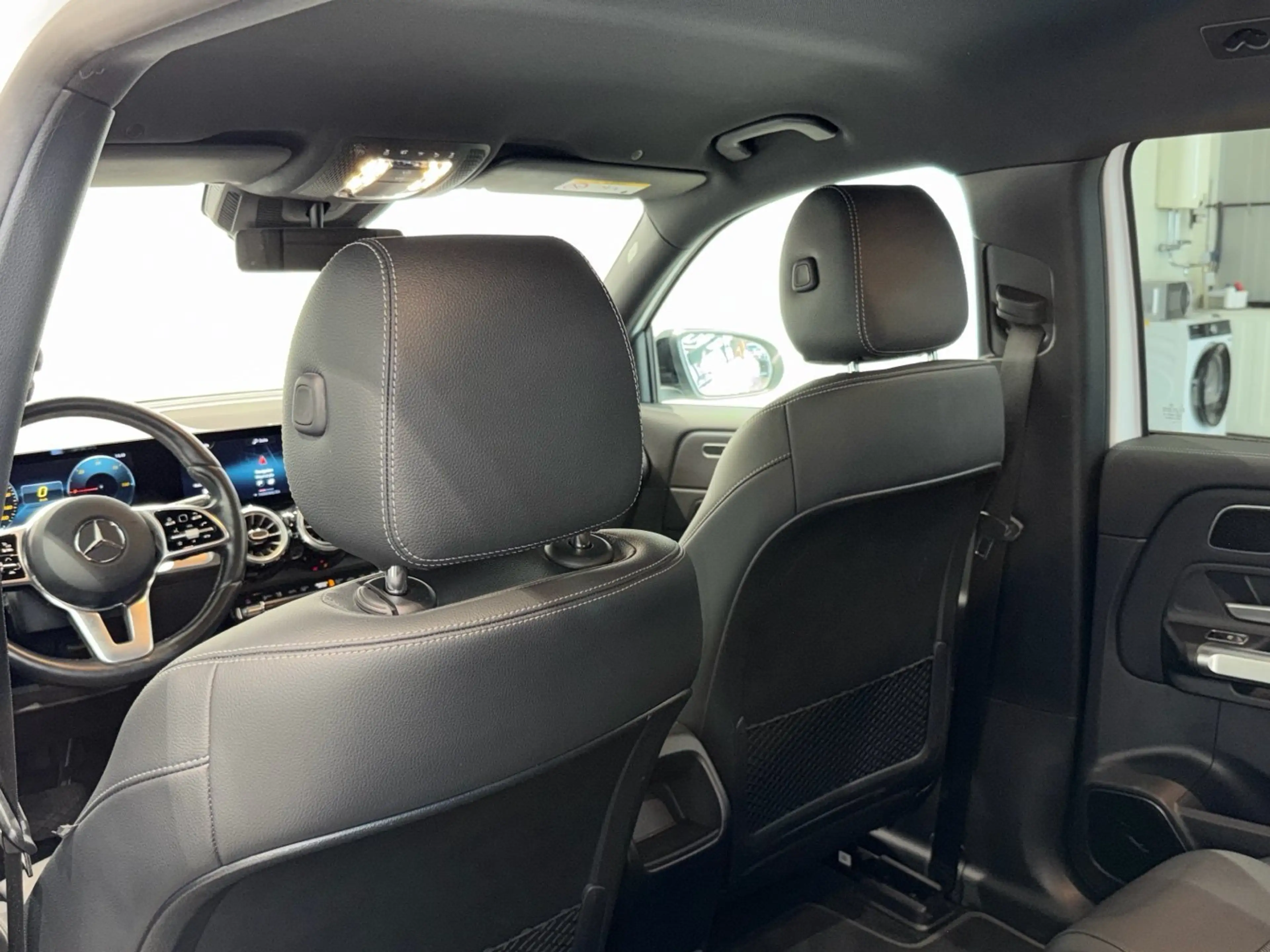 Mercedes-Benz EQB 250 Progressive Night Burmester CarPlay LED — photo 14