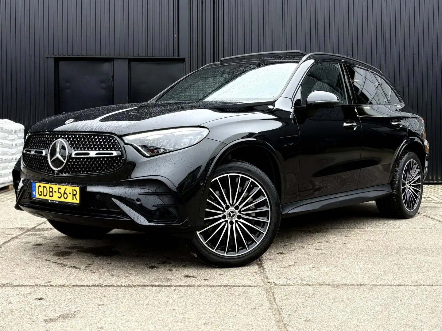 Mercedes-Benz GLC 400 400e 4MATIC AMG Line | LUCHTVERING | 360 | AC | PA Noir - 2