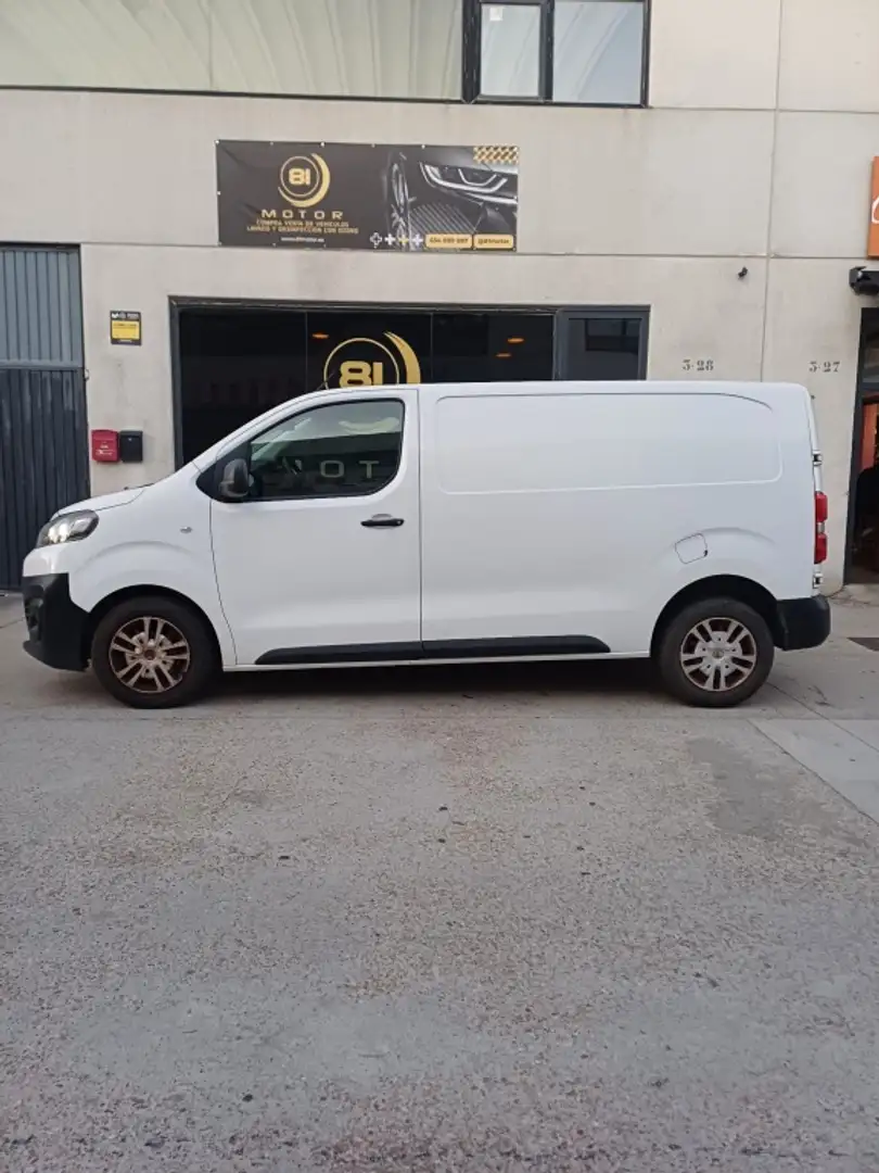 Citroen Jumpy Fg. BlueHDI Talla M Club 120 Weiß - 1