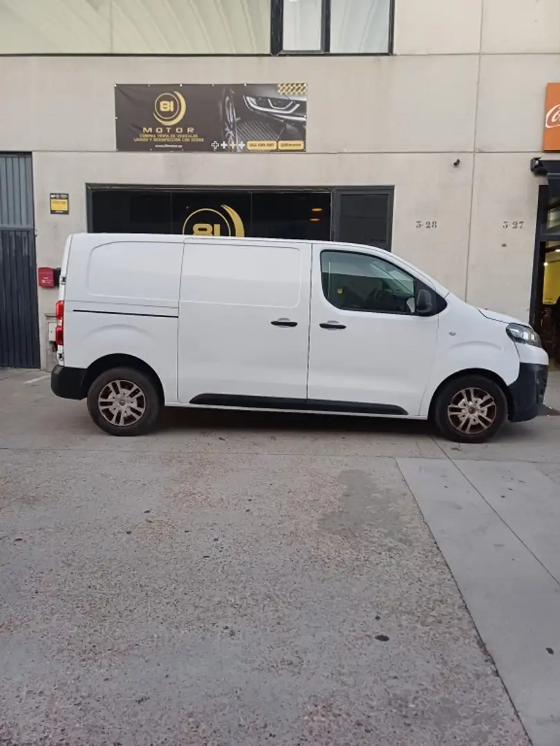 Citroen Jumpy Fg. BlueHDI Talla M Club 120 Weiß - 2