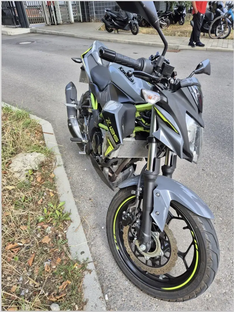 Kawasaki Z 125 Grigio - 2