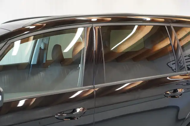Ford Galaxy view 12