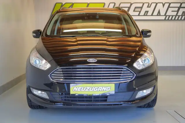 Ford Galaxy view 9