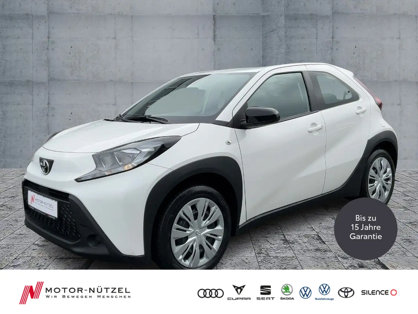 Toyota Aygo X 1.0VVT-i BUSINESS EDITION ACC+APP+SHZ+RFK Weiß - 1
