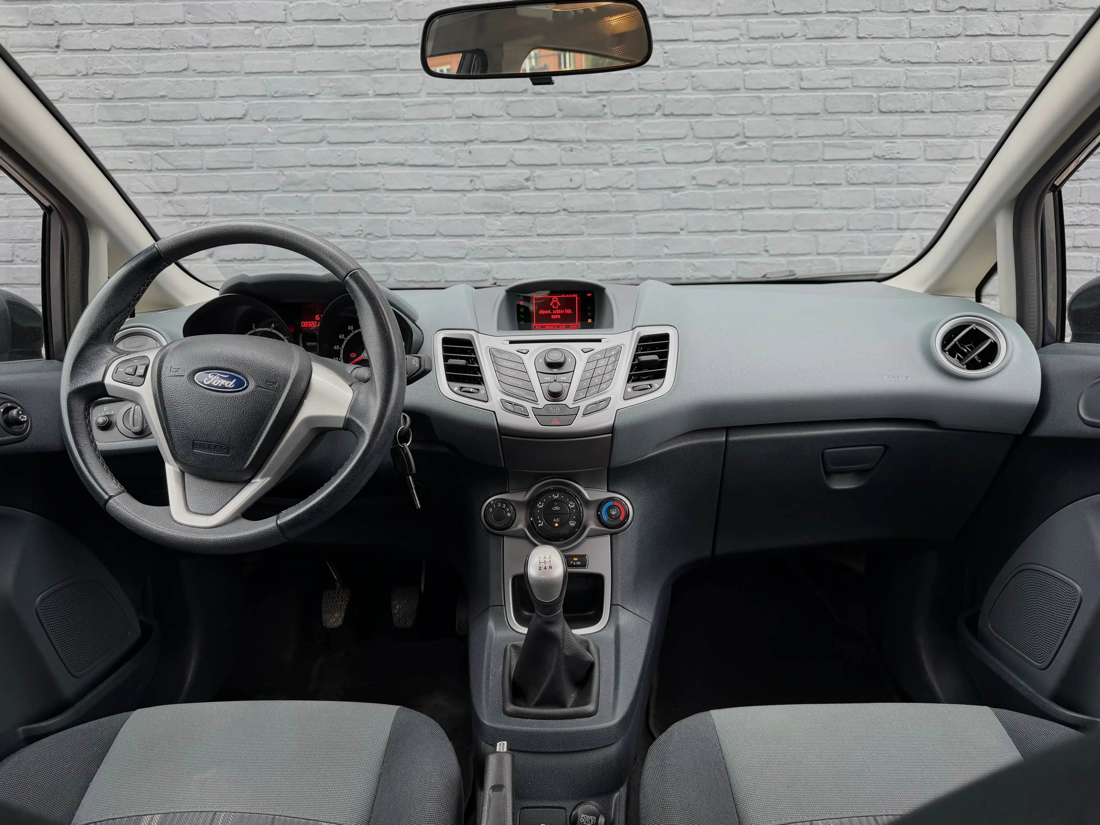 Ford Fiesta 1.25i * Nieuwe Distributie * Airco * 83dKM * Garantie — photo 8