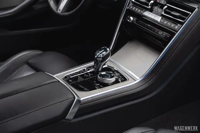 BMW M850 i xDrive CARBONPAKET SOFTCLOSE LASERLICHT HEADUP Ansicht 46