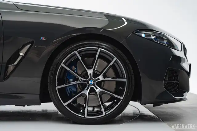 BMW M850 i xDrive CARBONPAKET SOFTCLOSE LASERLICHT HEADUP Ansicht 9
