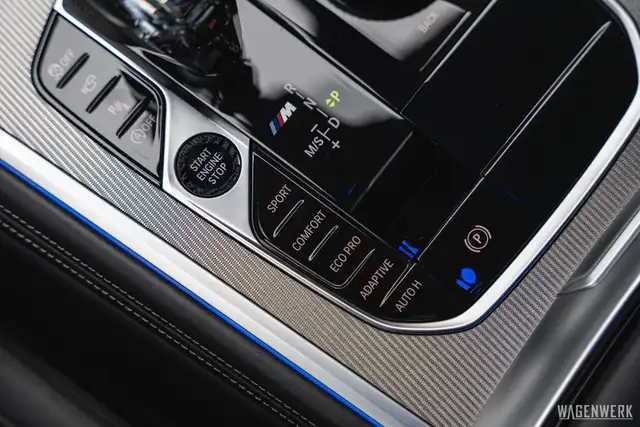 BMW M850 i xDrive CARBONPAKET SOFTCLOSE LASERLICHT HEADUP Ansicht 48