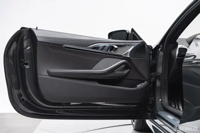 BMW M850 i xDrive CARBONPAKET SOFTCLOSE LASERLICHT HEADUP Ansicht 33