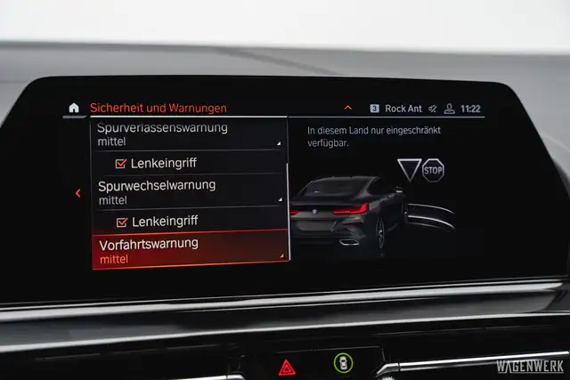 BMW M850 i xDrive CARBONPAKET SOFTCLOSE LASERLICHT HEADUP Ansicht 32