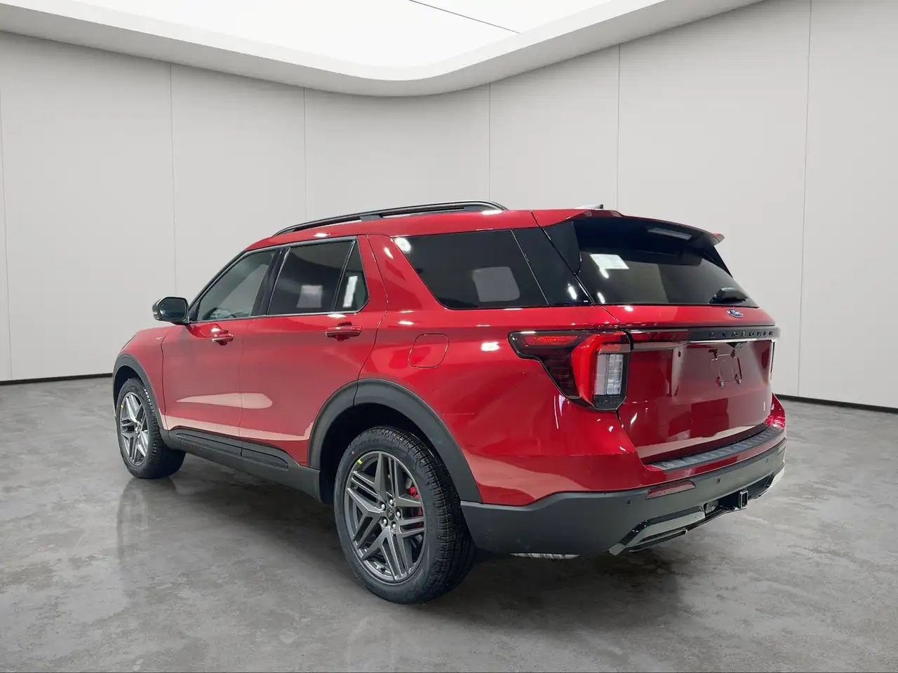 Ford Explorer снимка Ford Explorer