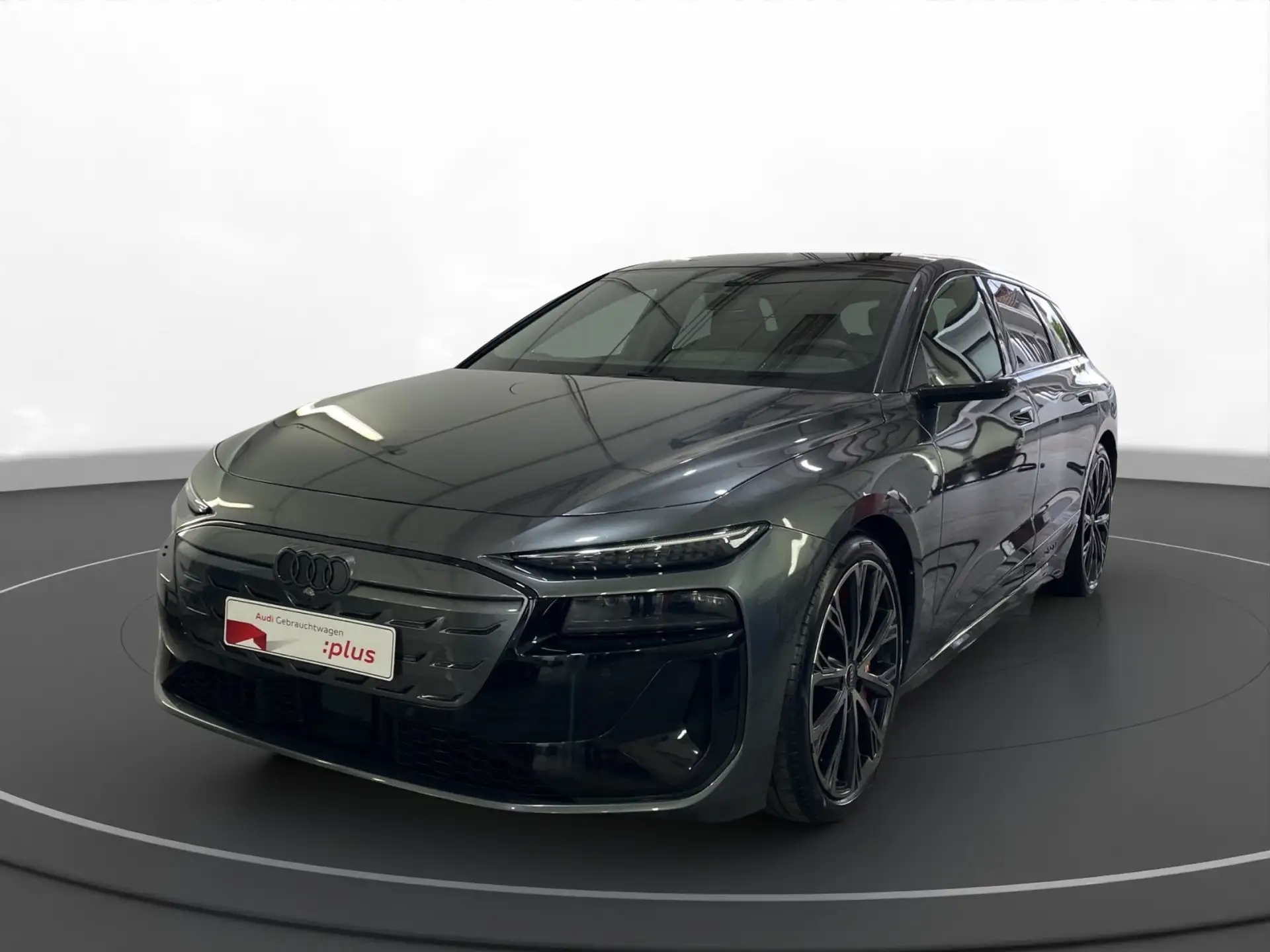 아우디 Audi S6 e-tron Avant 2025 건메탈 사진 2