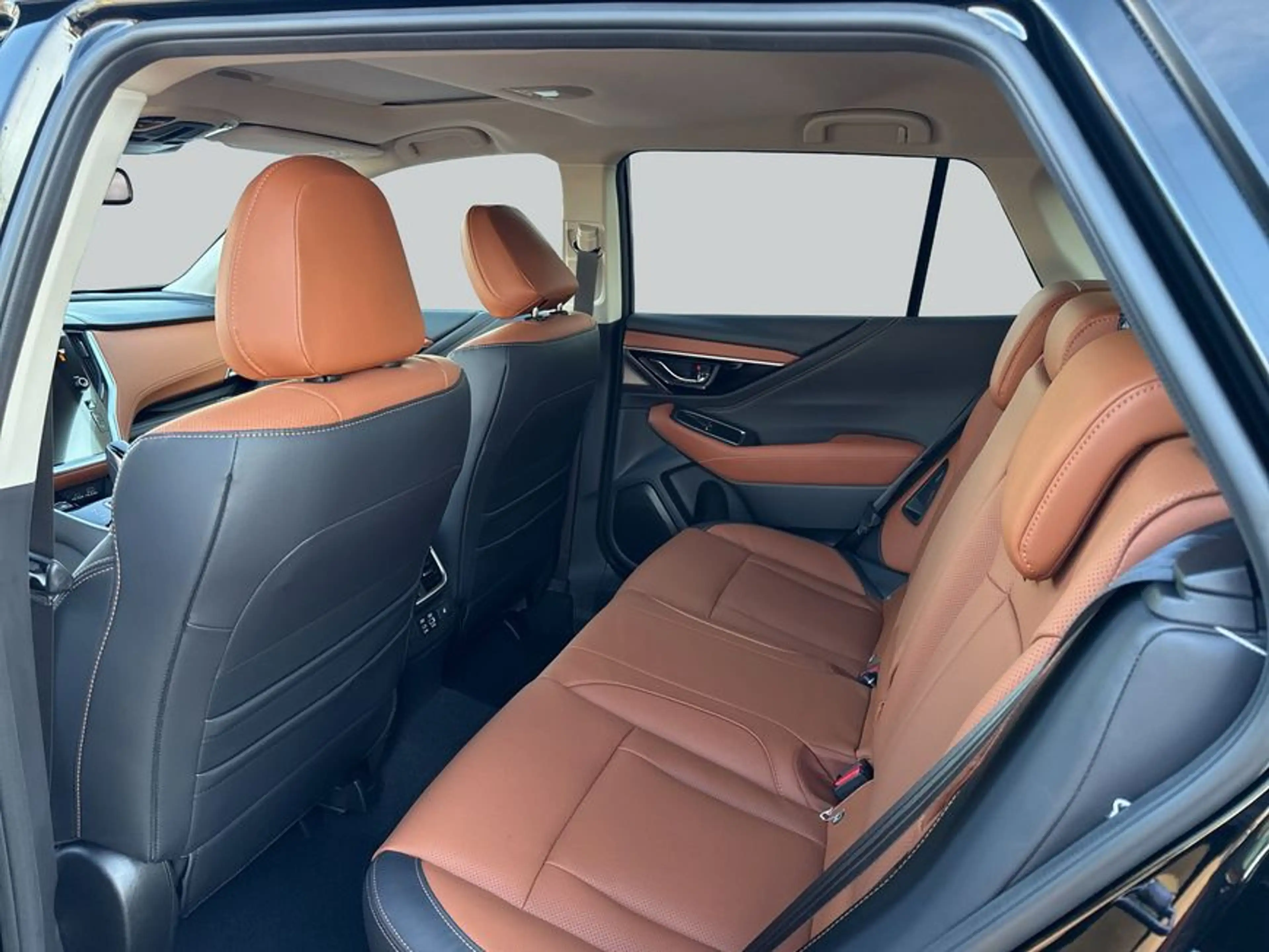 Subaru OUTBACK Outback 2.5i Platinum MJ25 — photo 10
