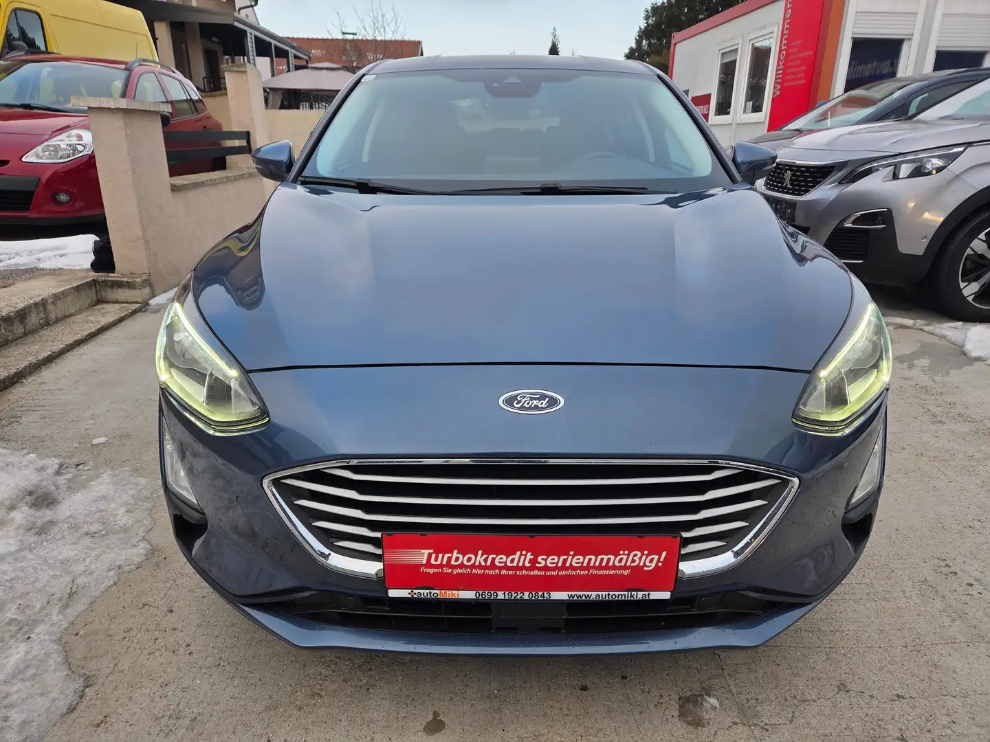 Ford Focus Cool Blau - 2