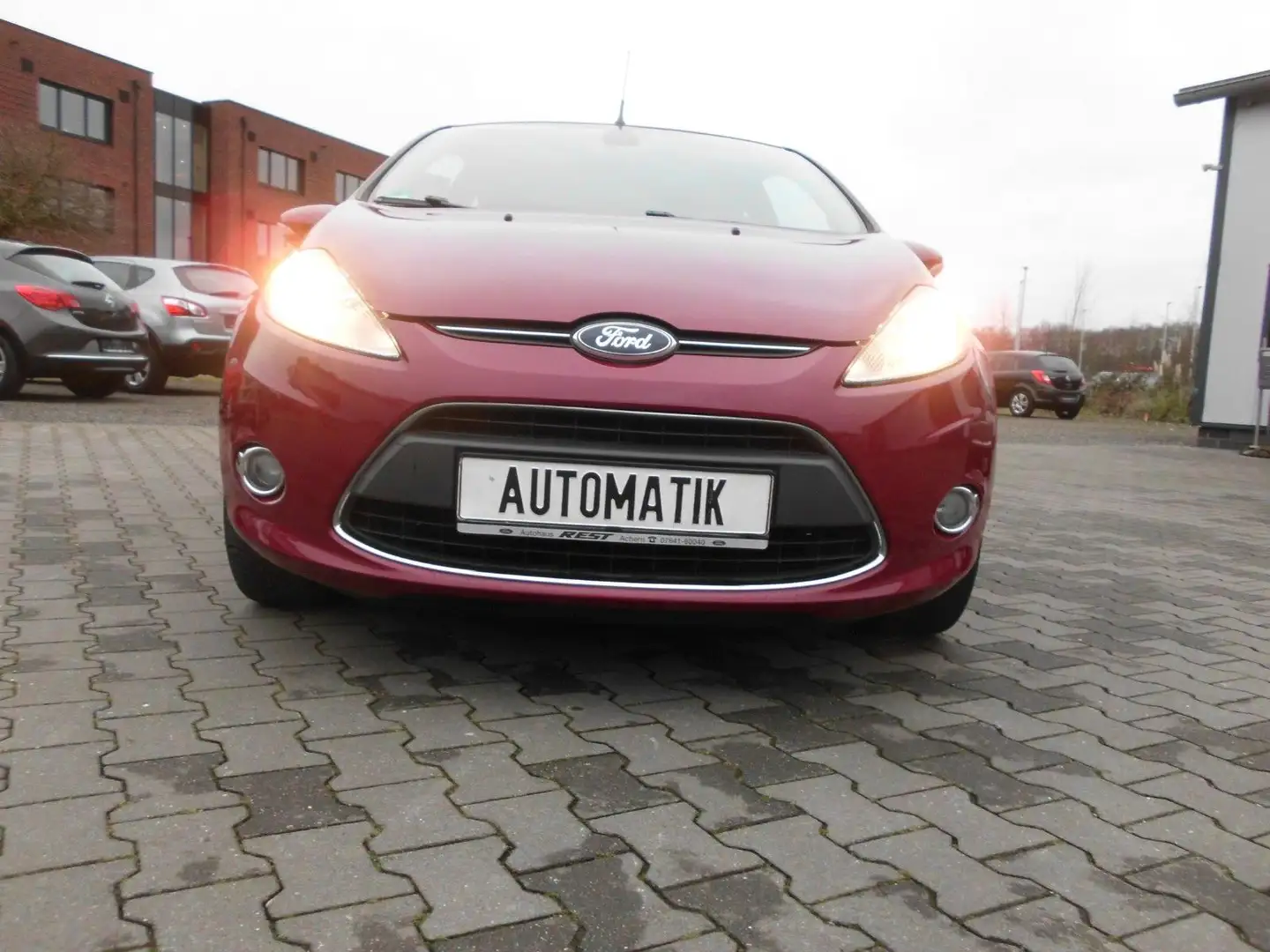 Ford Fiesta 1,4 Titanium Automatik - 2