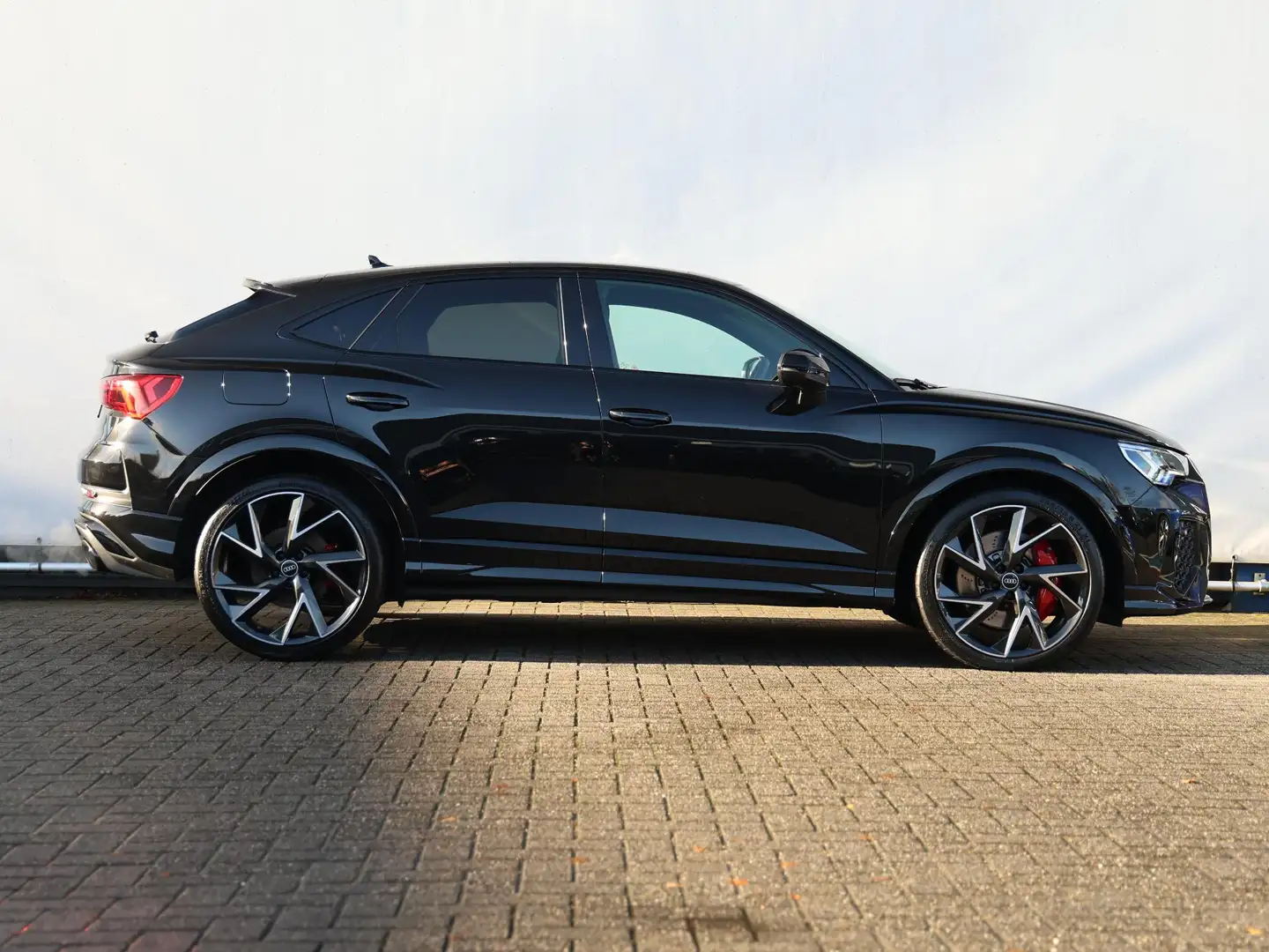 Audi RS Q3 Sportback TFSI | Matrix LED | Sportstoelen met rod Noir - 2