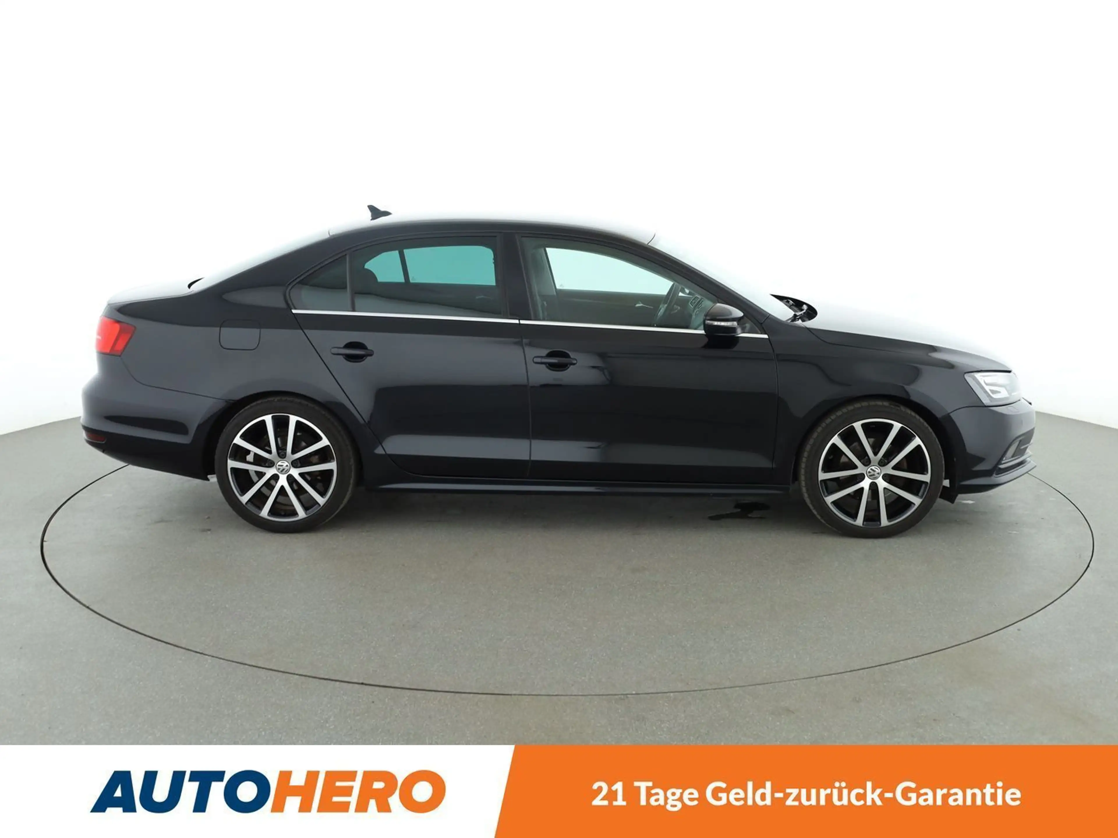 Volkswagen Jetta 1.4 TSI BlueMotion*NAVI*XENON*PDC*KLIMA* — photo 7