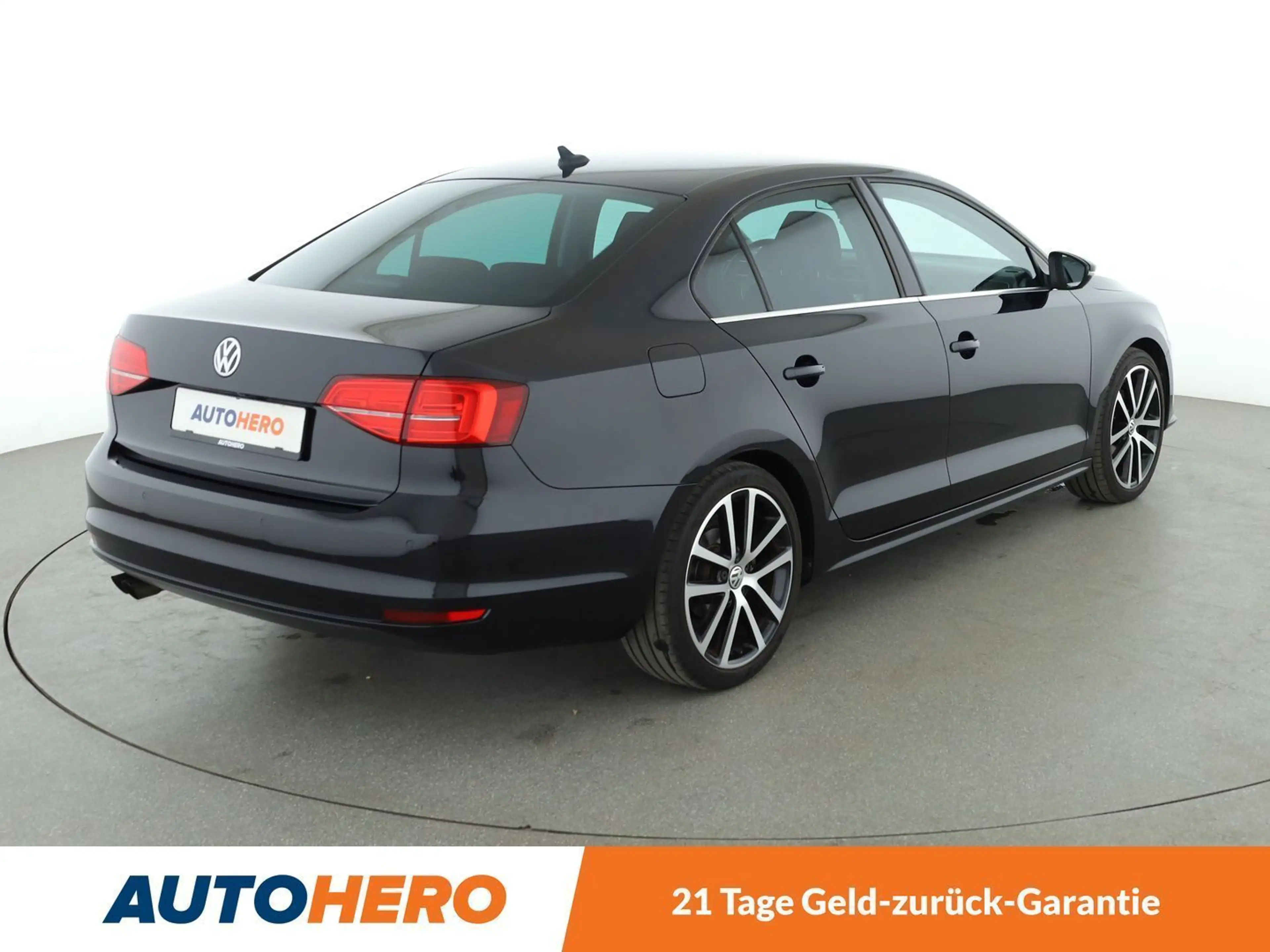 Volkswagen Jetta 1.4 TSI BlueMotion*NAVI*XENON*PDC*KLIMA* — photo 6