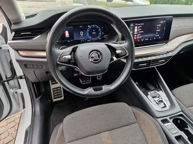 Skoda Octavia view 10